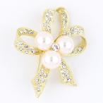 【ゆうパケット送料無料】ブローチ/くるりんリボン パール＆ラインストーン br16☆ゴールド×オフホワイト 卒業式 入学式