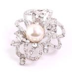 【ゆうパケット送料無料】ブローチ/透かしフラワー 楕円 パール＆ラインストーン br23☆シルバー×オフホワイト 卒業式 入学式