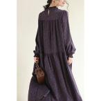 ショッピング柄 ワンピース 青い花びら舞うようなアート柄ミディアムワンピース(紐ベルト付き)