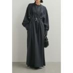 ワンピース バックルベルトワンピース