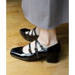 パンプス 3連ベルトのスクエアトゥミドルヒールエナメルストラップメリージェーンパンプス