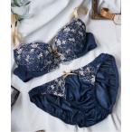 ブラジャー ショーツセット 人気のベーシックシリーズ、シンプルデザインでデイリー使いにおすすめです！エンブロイダリーブラジャー＆ショーツセット