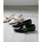 パンプス ポインテッドトゥ スタッズベルトパンプス