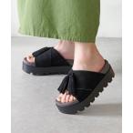 「Minnetonka」 フラットサンダル 7 ブラック レディース