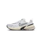 スニーカー 「NIKE(ナイキ)」 ウィメンズ V2K ラン レディース