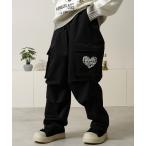 カーゴパンツ 「STAYGOLD」ハートロゴ刺繍 ワイドカーゴパンツ / Wide Cargo Pants with Heart Logo Embro
