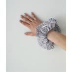 シュシュ GANNI Yarn dyed stripe frill scrunchie