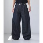 ジーンズ Eyelet One-Tuck
