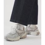 ショッピングナイキ スニーカー NIKE / V2K ラン レディース