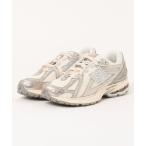 スニーカー 「New Balance」1