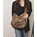 ショルダーバッグ バッグ 「float」モコモコ  Y2K 韓国 ヒョウ柄 デザイン 肩掛け バッグ/ショルダーバック(ファスナー付き) レディース
