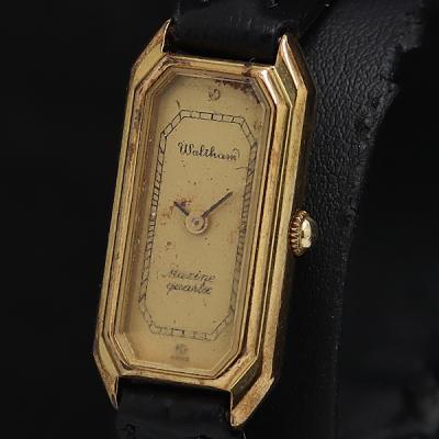 WALTHAM 腕時計　女性の方におすすめ‼️ 貴重‼️ WALTHAM ウォルサム ダイナックス ミニ レディース 腕時計