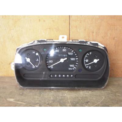 DAIHATSU　ハイゼットトラック　S211 スピードメーター samurai7_s210p0165680-83200-97540