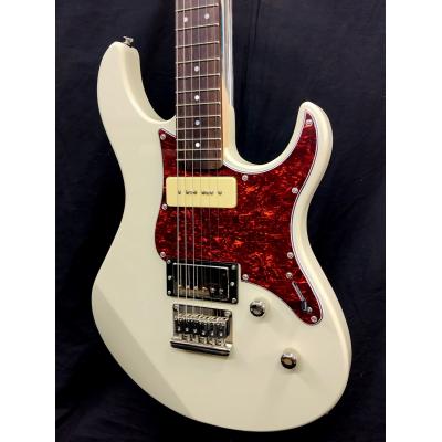 YAMAHA pacifica 311(エレキギター、セミアコ、フルアコ本体 YAMAHA pacifica 311(エレキギター、セミアコ、フルアコ本体