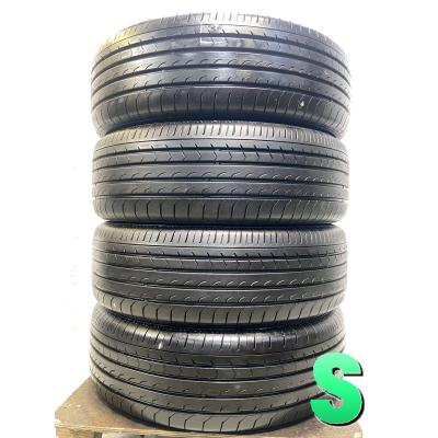 ヨコハマ ブルーアース RV02 215/60Ｒ17 4本セット #24469 ヨコハマ ブルーアース rv02 215 60 17 4本（自動車 ラジアルタイヤ