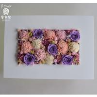 プリザーブドフラワーの壁掛け　紫色のバラにピンクと白のお花で　厚みのあるフレームのアレンジメント 