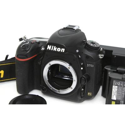 nikon n70 f70)（デジタル一眼カメラ）（色：ブラック系）｜カメラ