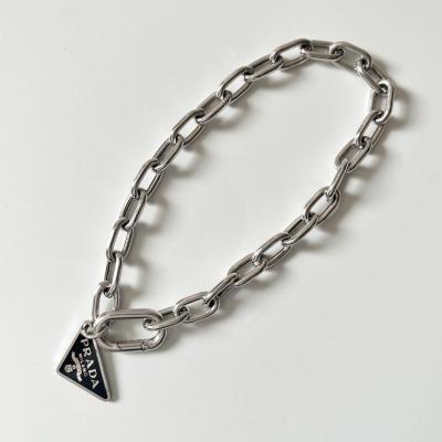 PRADA メンズブレスレット｜メンズアクセサリー｜ファッション