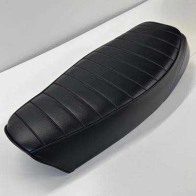 Sr400 タックロールシート 有限会社ガレージT&F / SR400 タックロールシート(Face-4)