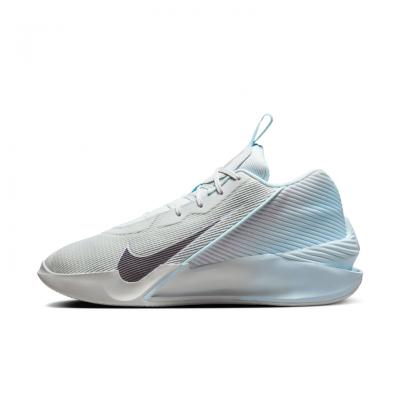 NIKE バッシュ、バスケットボールシューズ(色:パープル系)の NIKE バッシュ、バスケットボールシューズ(色:パープル系)の