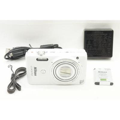 Nikon COOLPIXS6900コンパクトデジタルカメラ ホワイト付属品あり h$（ニコン／カメラ）（色：ホワイト系） | テレビ、オーディオ