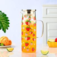 麦茶ポット 冷蔵庫用冷水筒 ガラスポット かわいい柄 花柄 苺 ドリンクピッチャー 2wayフィルター ウォータンク 耐熱耐冷 大容量
