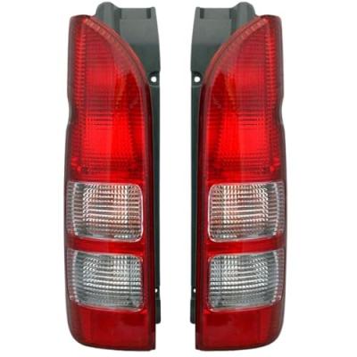 クラウン200系テールランプ（自動車 その他ライト）｜ライト、レンズ