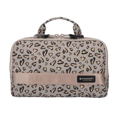 ARTISAN& ARTIST* アルティザン&アーティスト ポーチ 新品 アルティザン&アーティスト公式ストアヤフー店 - ポーチ｜Yahoo