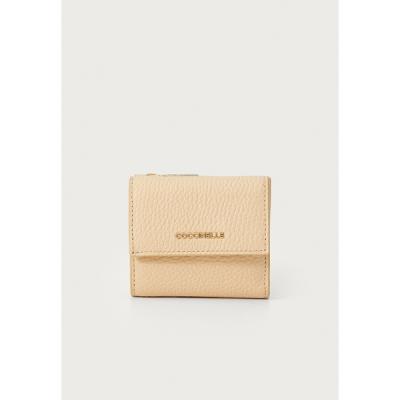 Coccinelle コチネッレ レディース財布 Wallets – COCCINELLEJAPAN.COM
