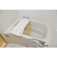 浴槽ボード（バスボード 入浴台 入浴補助 介護　福祉　用品 　手すり付き） | アット・マーク