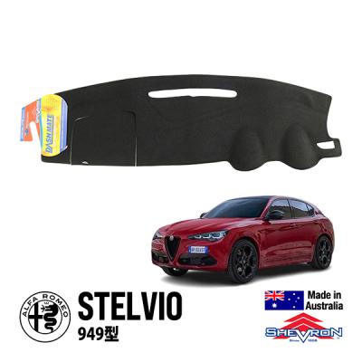 【美品】アルファロメオ STELVIO ステルヴィオ 純正フロアマット アルファロメオ 純正 ステルヴィオ フロアマット（レッドステッチ）