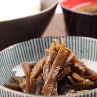 奥飛騨山椒きゃらぶき 飛騨山味屋 120g 飛騨山椒 蕗 フキ きゃら蕗  (ポスト投函-2) | 暮らしを創る あずさ屋