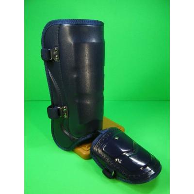 BELGARD フットガード（色：ブルー系）｜バッター用防具、ヘルメット