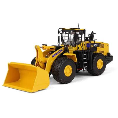 KOMATSU WA250 ホイールローダー　模型 世界最大級、全長3700ミリのホイールローダー、コマツWA1200