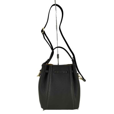 フルラ 巾着バッグ レザーのおすすめ人気商品一覧 通販 - Yahoo