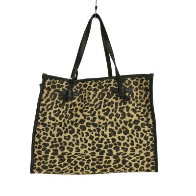 未使用級 GIANNI CHIARINI マルッチェラ トートバッグ レオパード 即発
