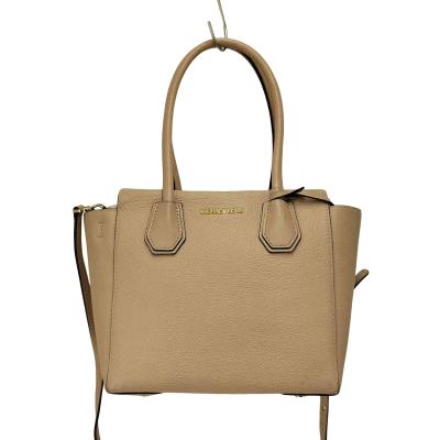 新品未使用 Michael Kors マイケルコース ネイビー  ベージュ シルバー金具 レザー 斜め掛け ショルダーバッグ レディース 601848 【中古】 MICHAEL KORS(マイケルコース) / ショルダーバッグ/レザー/BEG