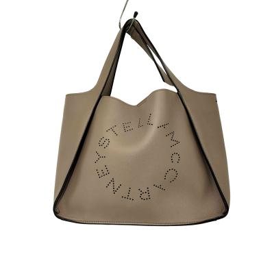 stella mccartney ファラベラ リバーシブル トート バッグの商品一覧