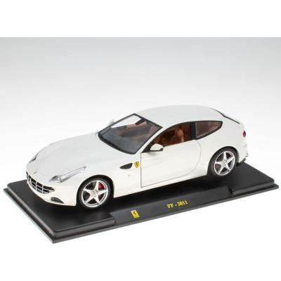フェラーリ ミニカー 1/24 FERRARI FF 2011 (ホワイト
