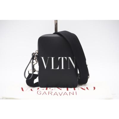 VALENTINO ボディバッグの商品一覧|バッグ|ファッション 通販 VALENTINO ボディバッグの商品一覧|バッグ|ファッション 通販