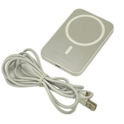 iphone12（iPhone用充電器）｜スマホ、タブレット充電器｜スマホ