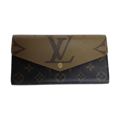 ルイビトン モノグラム ジャイアント キャンパス レディス＆メンズ　IC ルイ・ヴィトン(LOUIS VUITTON)モノグラム ジャイアント