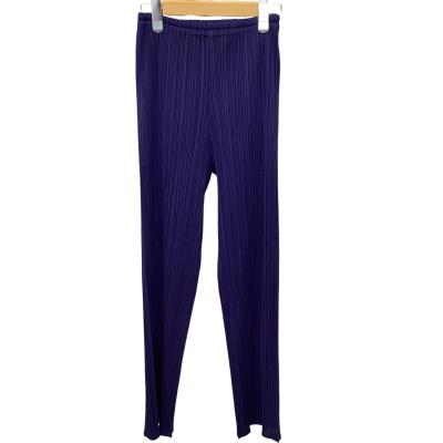 パープルパンツ（ISSEY MIYAKE）の商品一覧 通販 - Yahoo!ショッピング