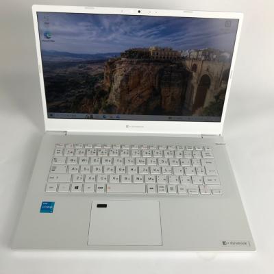 14インチ中古ノートパソコン（dynabook／ノートパソコン本体