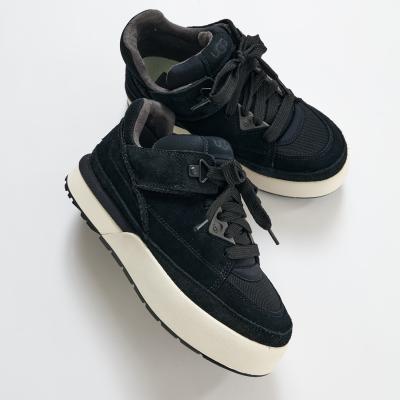 厚底スニーカー レディース 黒（UGG）（サイズ（cm）：22cm）の