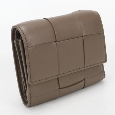 BOTTEGA VENETA レディース三つ折財布（色：ブラウン系）｜財布