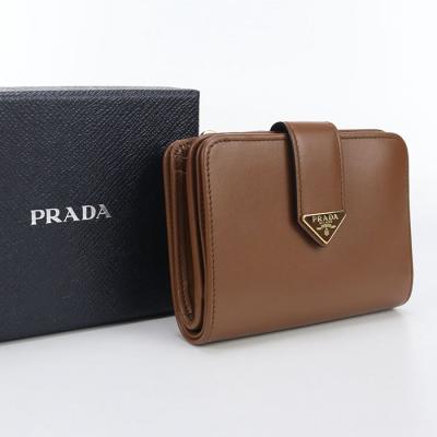 PRADA レディース二つ折り財布（色：ブラウン系）｜財布｜ファッション