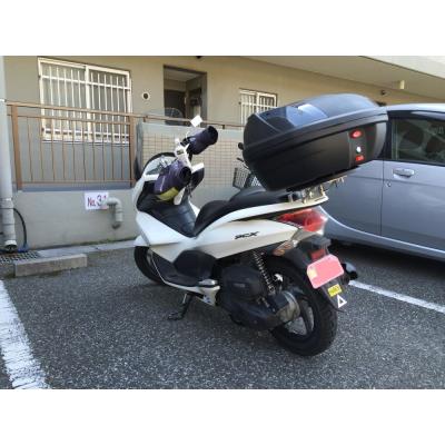 PCX リアボックス 白（バイク用トップケース、リアボックス）｜バイク