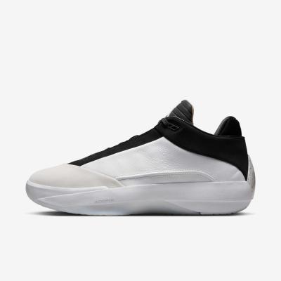 NIKE バッシュ、バスケットボールシューズ（色：マルチカラー
