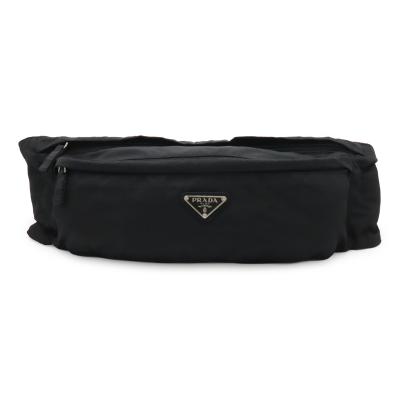 トライアングルポーチ（PRADA／ボディバッグ）｜バッグ | ファッション